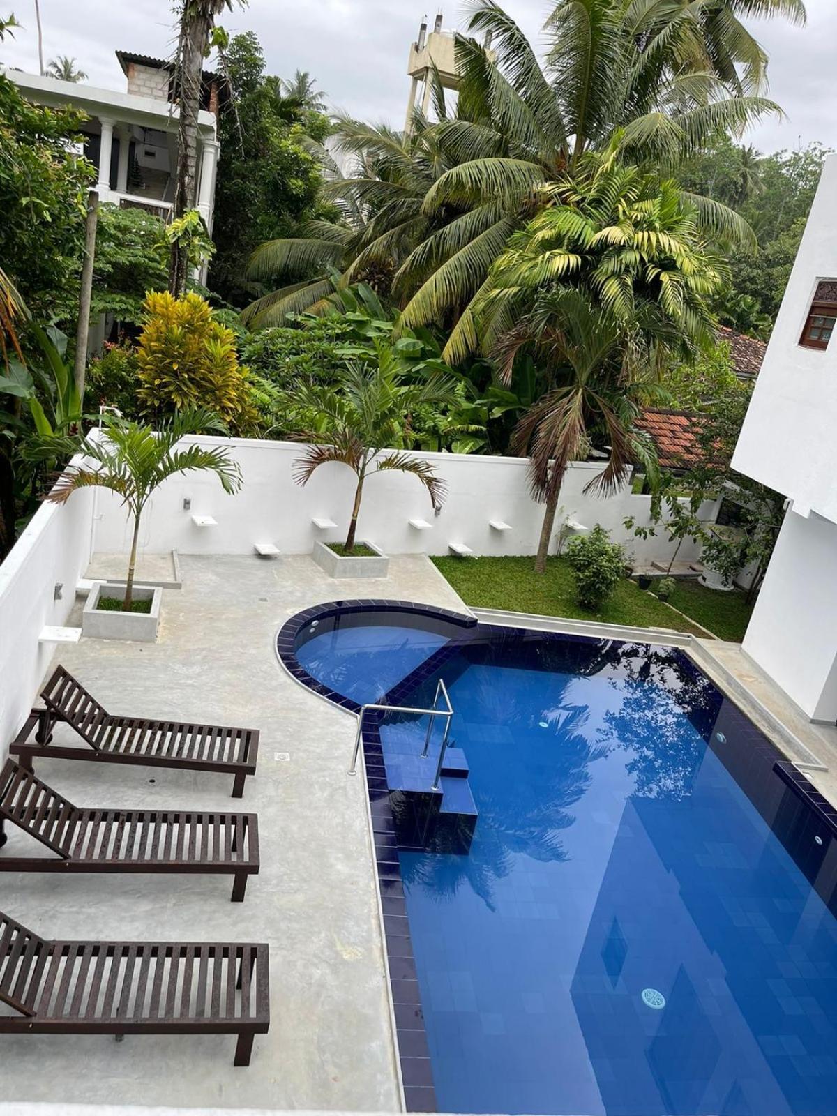 Mihira Gedara Apartments Unawatuna Exterior photo