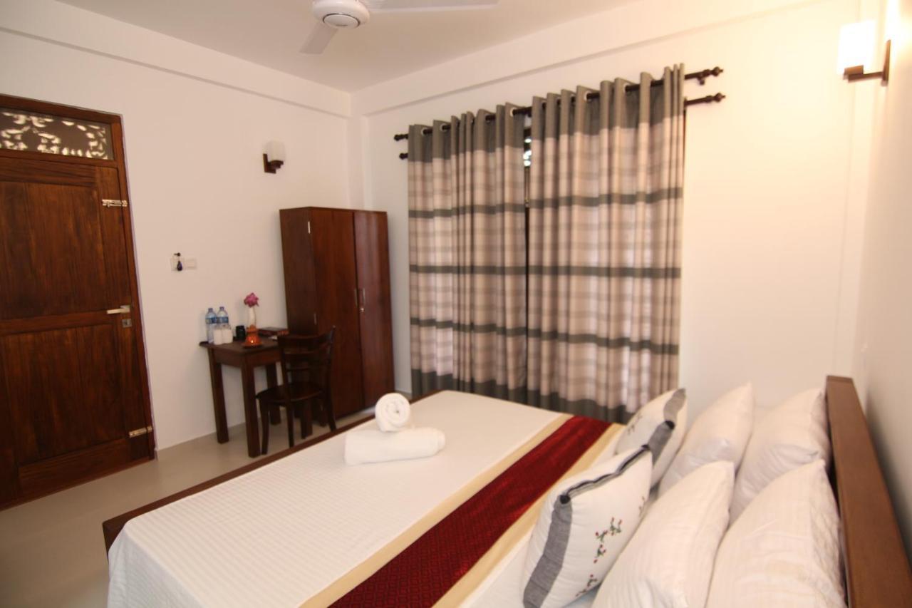 Mihira Gedara Apartments Unawatuna Exterior photo